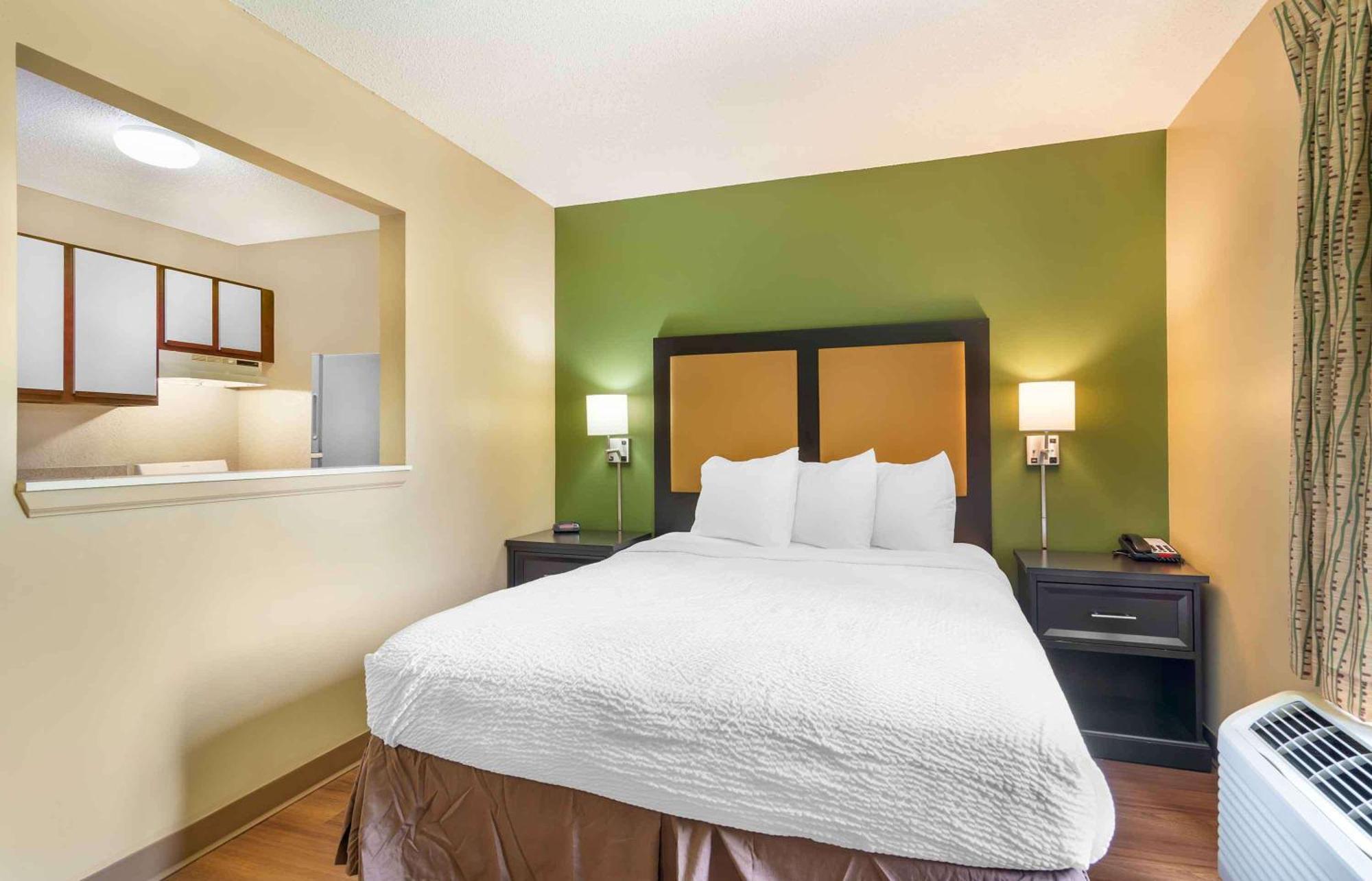 Extended Stay America Select Suites - Atlanta - Alpharetta - Northpoint - East Exterior photo