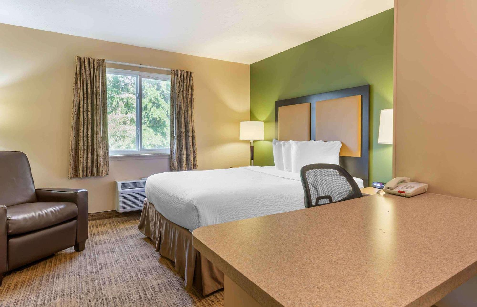 Extended Stay America Select Suites - Atlanta - Alpharetta - Northpoint - East Exterior photo
