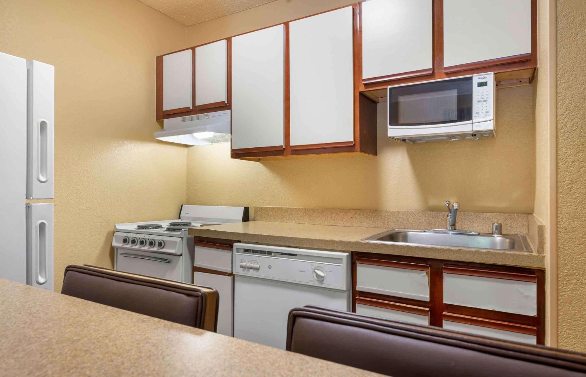Extended Stay America Select Suites - Atlanta - Alpharetta - Northpoint - East Exterior photo