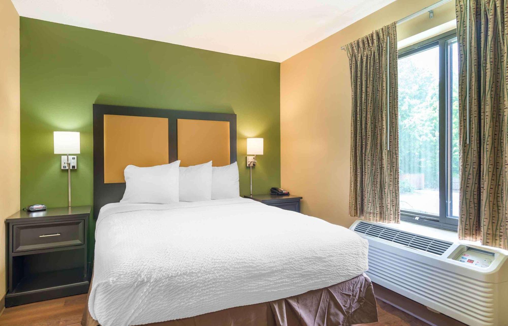 Extended Stay America Select Suites - Atlanta - Alpharetta - Northpoint - East Exterior photo
