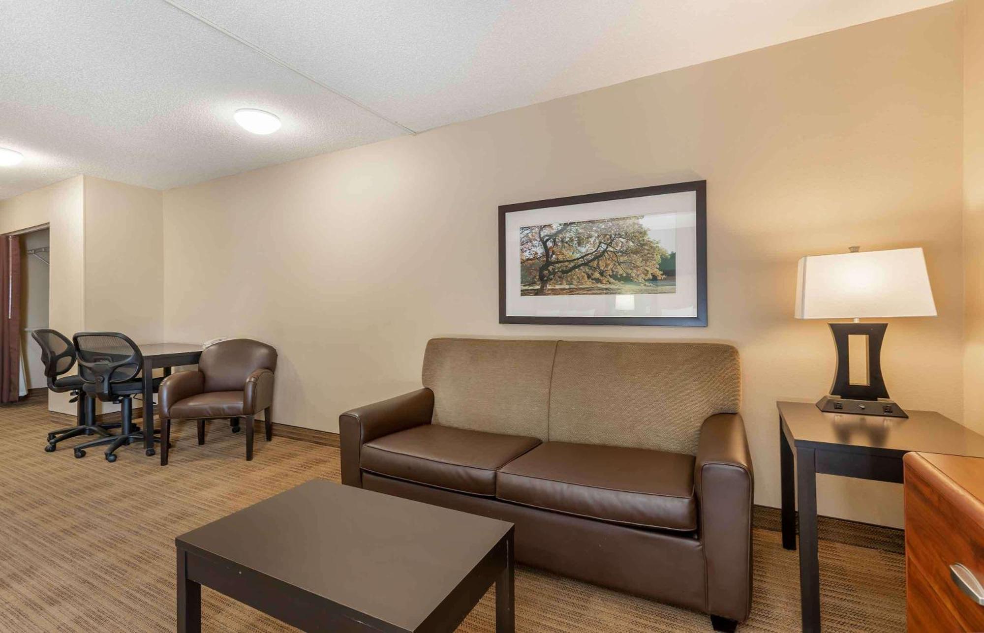 Extended Stay America Select Suites - Atlanta - Alpharetta - Northpoint - East Exterior photo
