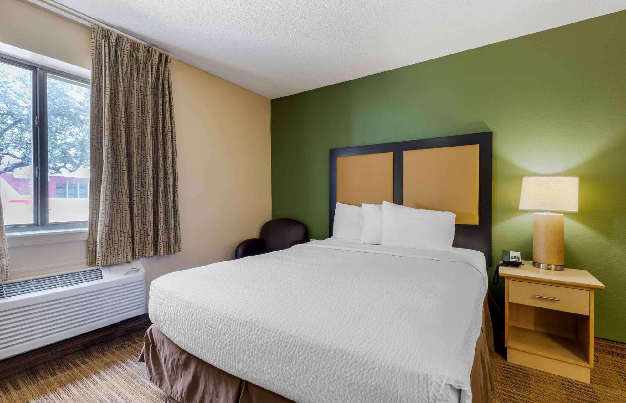 Extended Stay America Select Suites - Atlanta - Alpharetta - Northpoint - East Exterior photo