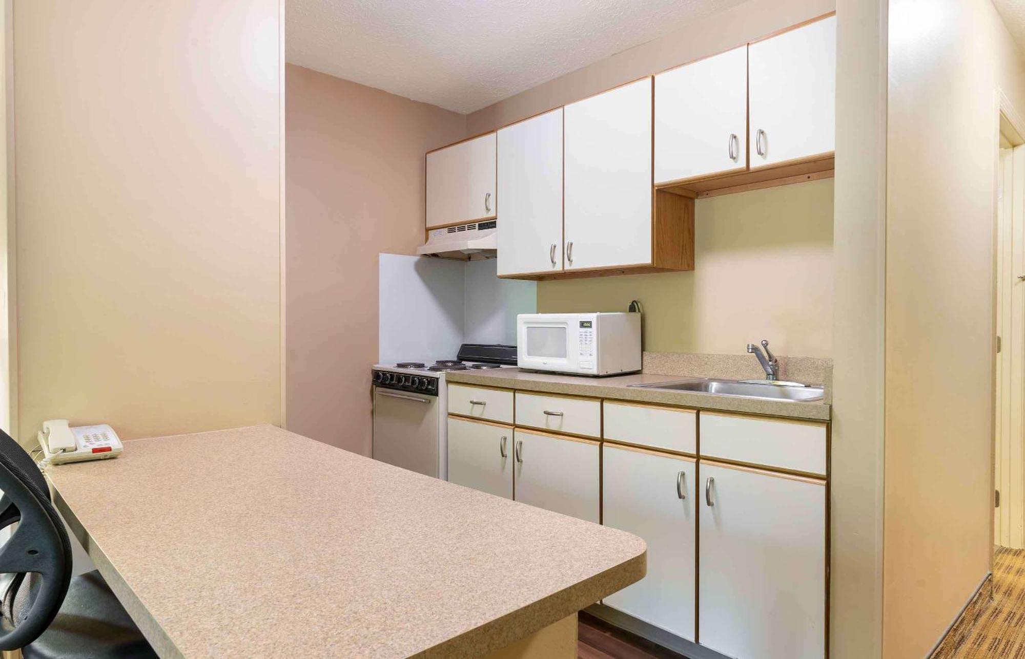 Extended Stay America Select Suites - Atlanta - Alpharetta - Northpoint - East Exterior photo